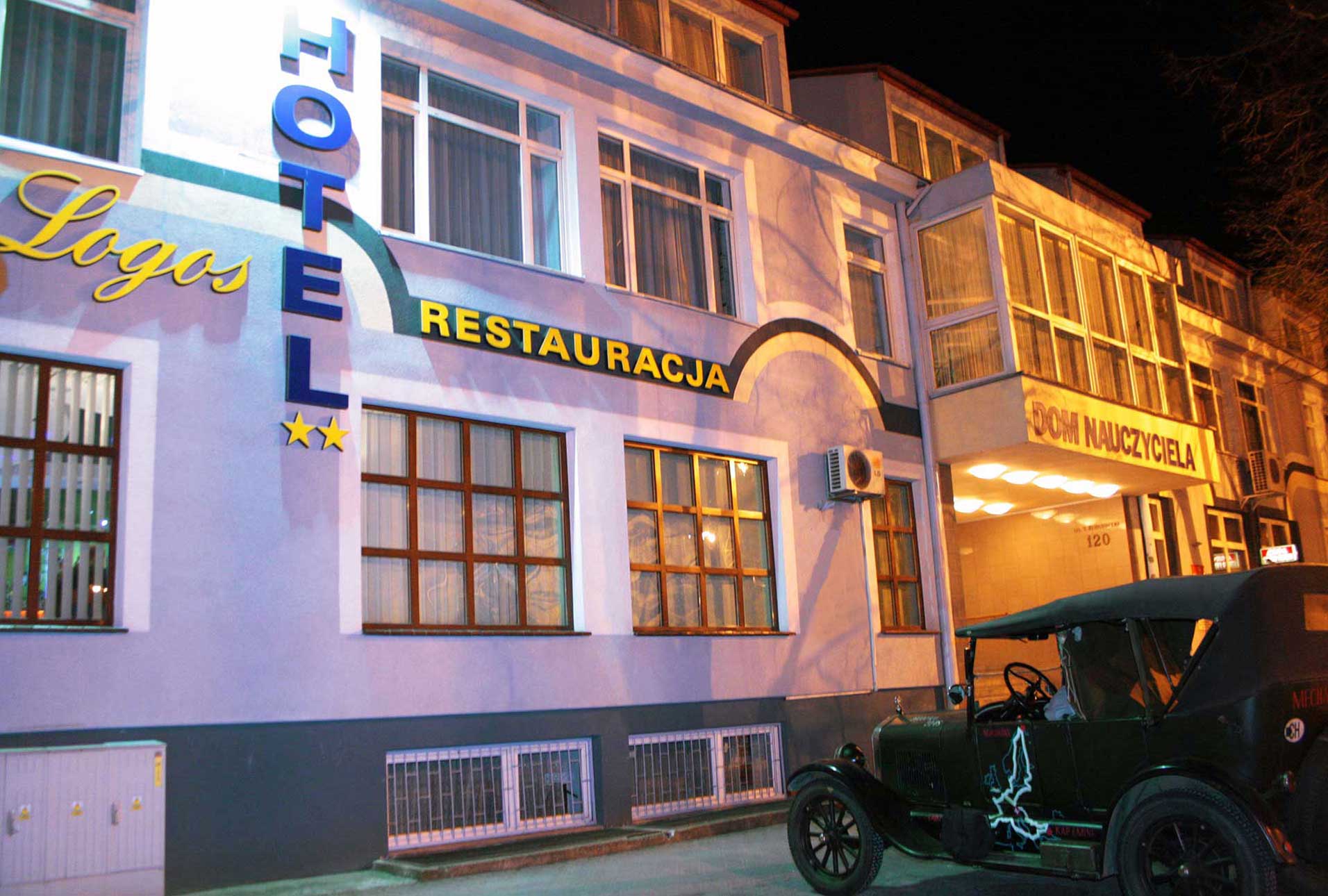 Hotel Suwałki rooms accommodation restaurant conferences leisure in Poland